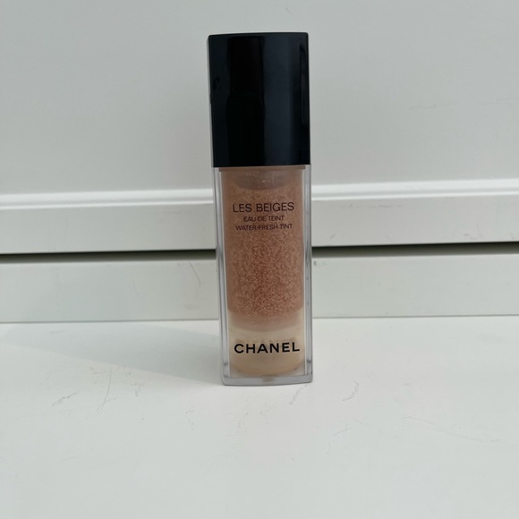 Chanel water fresh skin tint les beiges - light